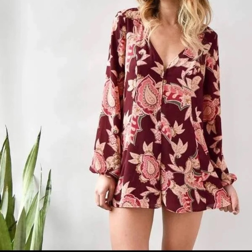 NWT Show Me Your Mumu Bailey Tie Back Romper & - Picture 12 of 15